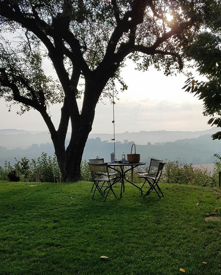 Agriturismo Bottega Di Rosanna Castagnole delle Lanze Buitenkant foto